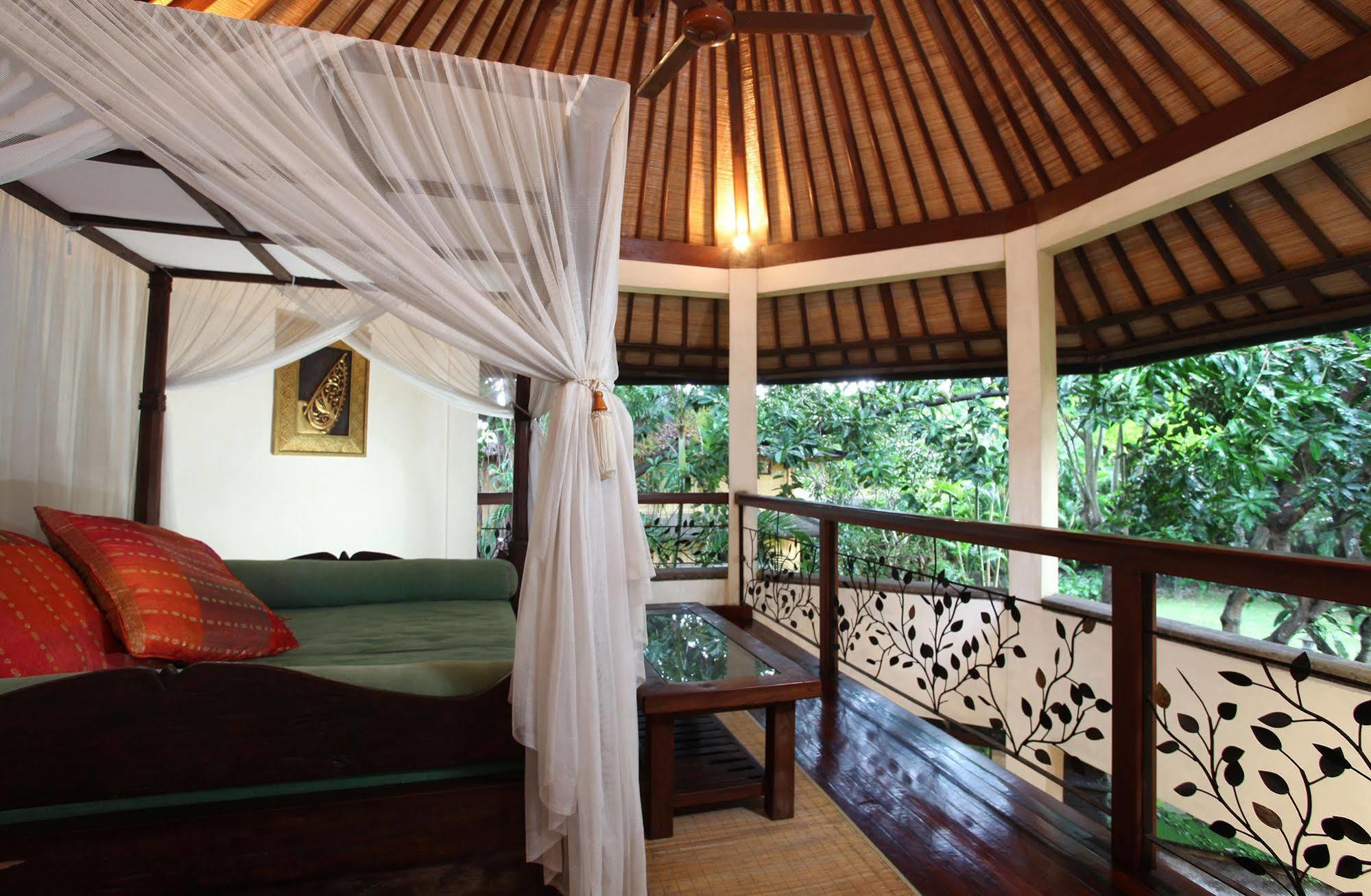 Villa Lalu Seminyak  Luaran gambar
