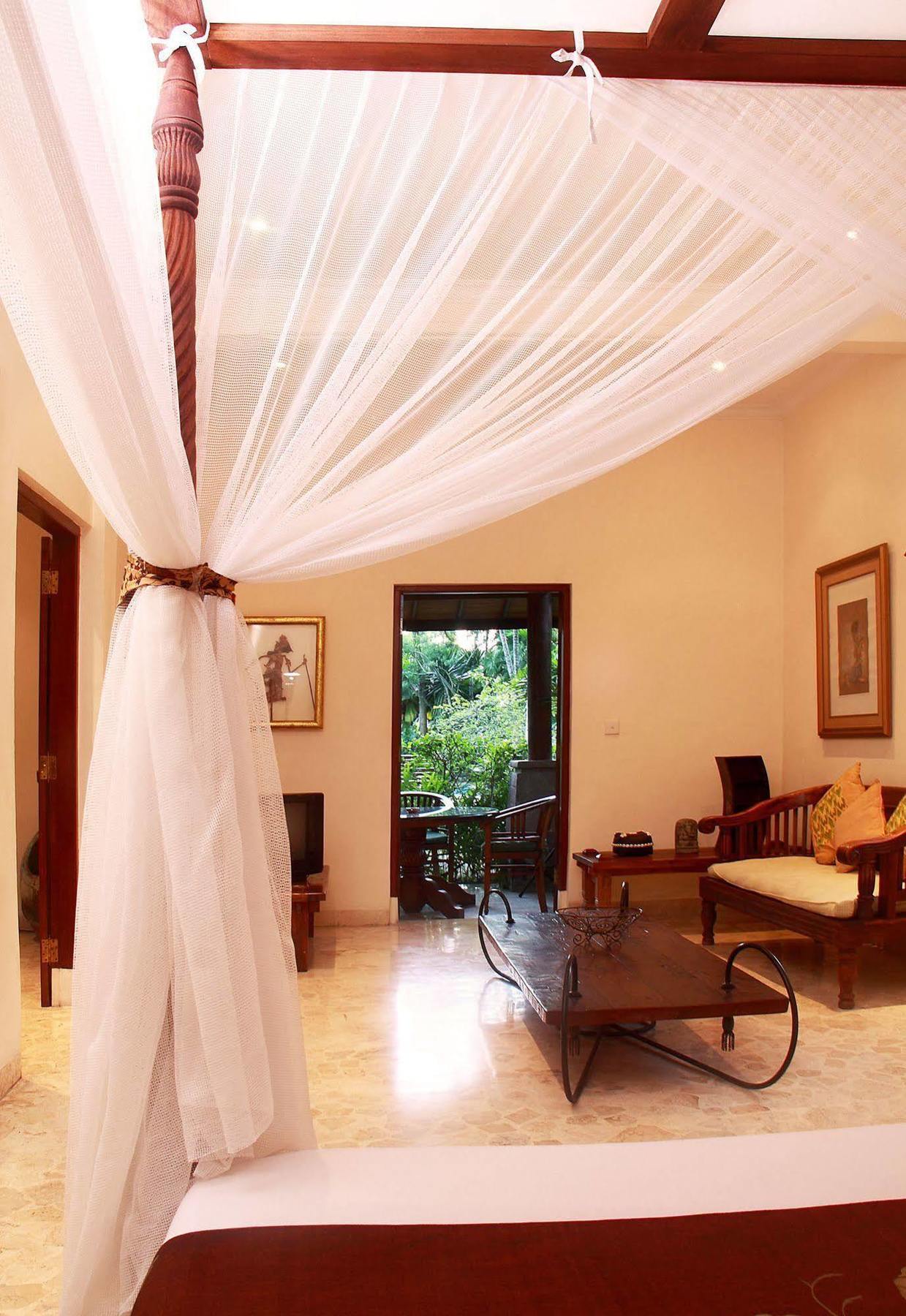 Villa Lalu Seminyak  Luaran gambar